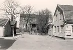 Thernstömska huset i Kalmar. Det markerade länge Västra Sjögatans avslutning mot norr men revs när Fredriksskansbron byggdes och gatan knöts samman med bron.