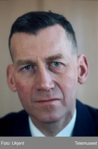 Knudtzon, Nic.  Forskningsdirektør i Televerket 1968 til 1992