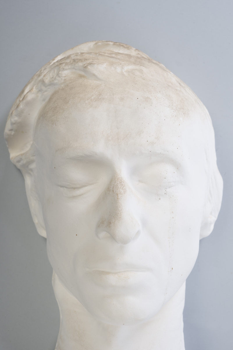 Dødsmaske av Fredric Chopin. Gips.