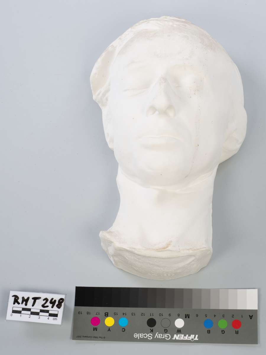 Dødsmaske av Fredric Chopin. Gips.