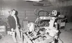 Verkstadsab. OGO.
1980-03-11.
Kalmar för Dagens Industri, Marianne Sterner.
Svetsrobot tillverkad i Torsås.