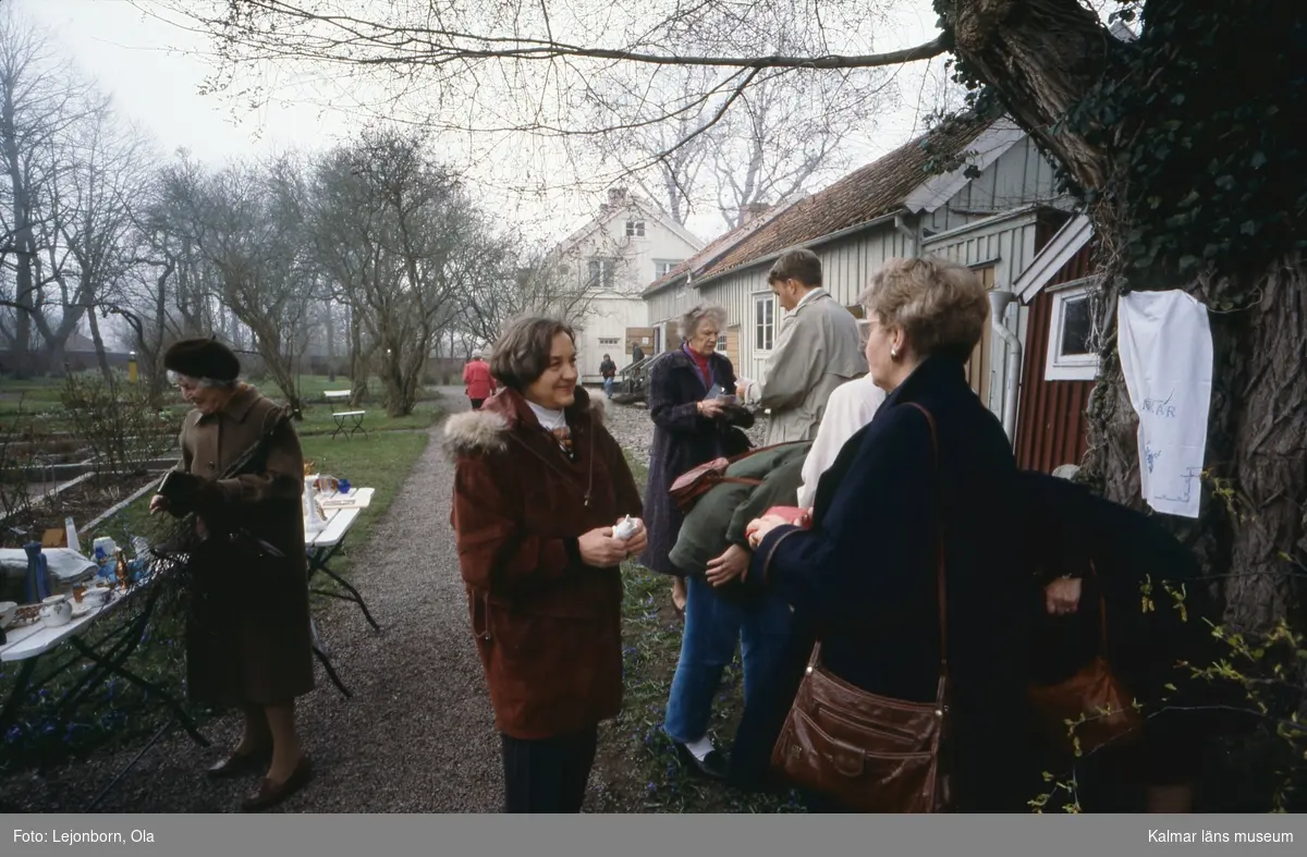 Loppis i Krusenstiernska gården.