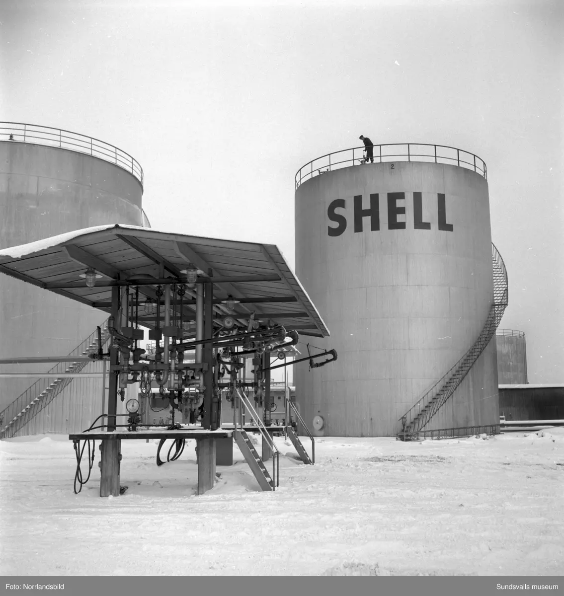 Shell, arbete vid oljehamnen Vindskärsvarv.