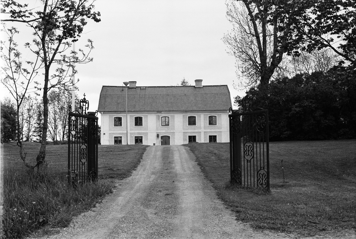 Hembygdsgård och vandrarhem, Gränome 2:4, Gammel-Gränome, Stavby socken, Uppland 1987