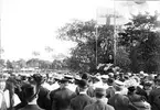 Uppländska ungdomsmötet på Sjötorget, i talarstolen Josef Ericsson, Östhammar, Uppland 1909