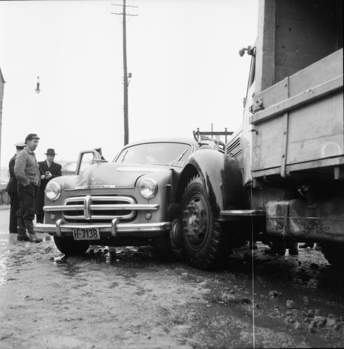 Vardens arkiv. "Kollisjon på Cowardhjørnet" 01.04.1954