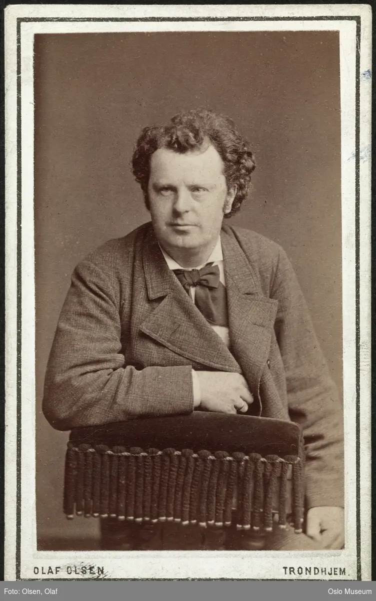 Asmundsen, Jacob Hveding (1841 - 1910)
