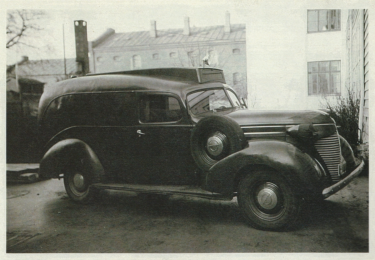 Hudson 112, modell 1939.
O-3825.