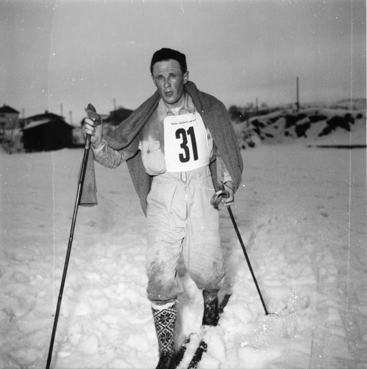 Vardens arkiv. "15 km langrenn v/Skidar"  13.03.1954