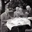 Turistintendent Bertil Sjöberg träffas i samband med M/S Nordpol premiärresa till Gotland, 1959.