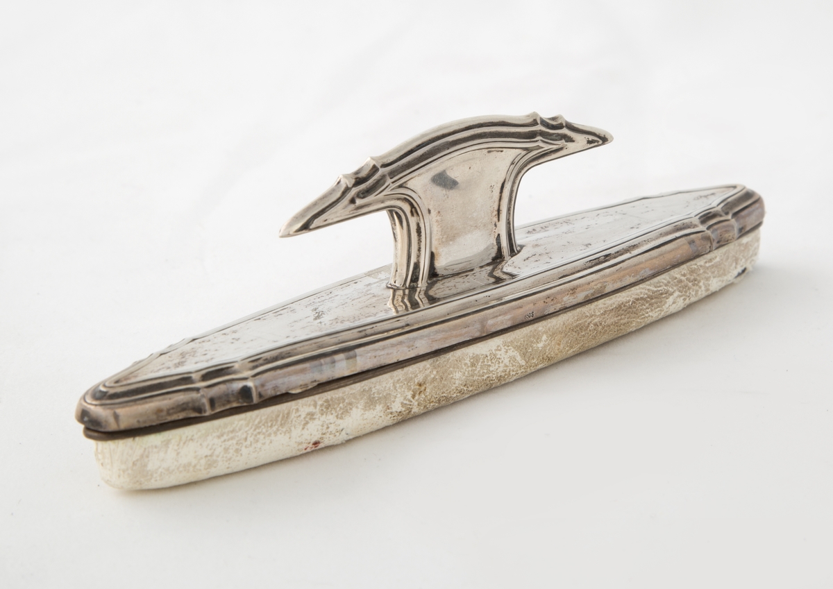 Victoria Bachkes monogram.