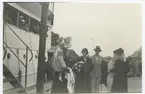 Prins Gustaf Adolf, prinsessan Sibylla och prinsessan Margaretha vid Ölandskajen (Ölandshamnen). Augusti 1936.