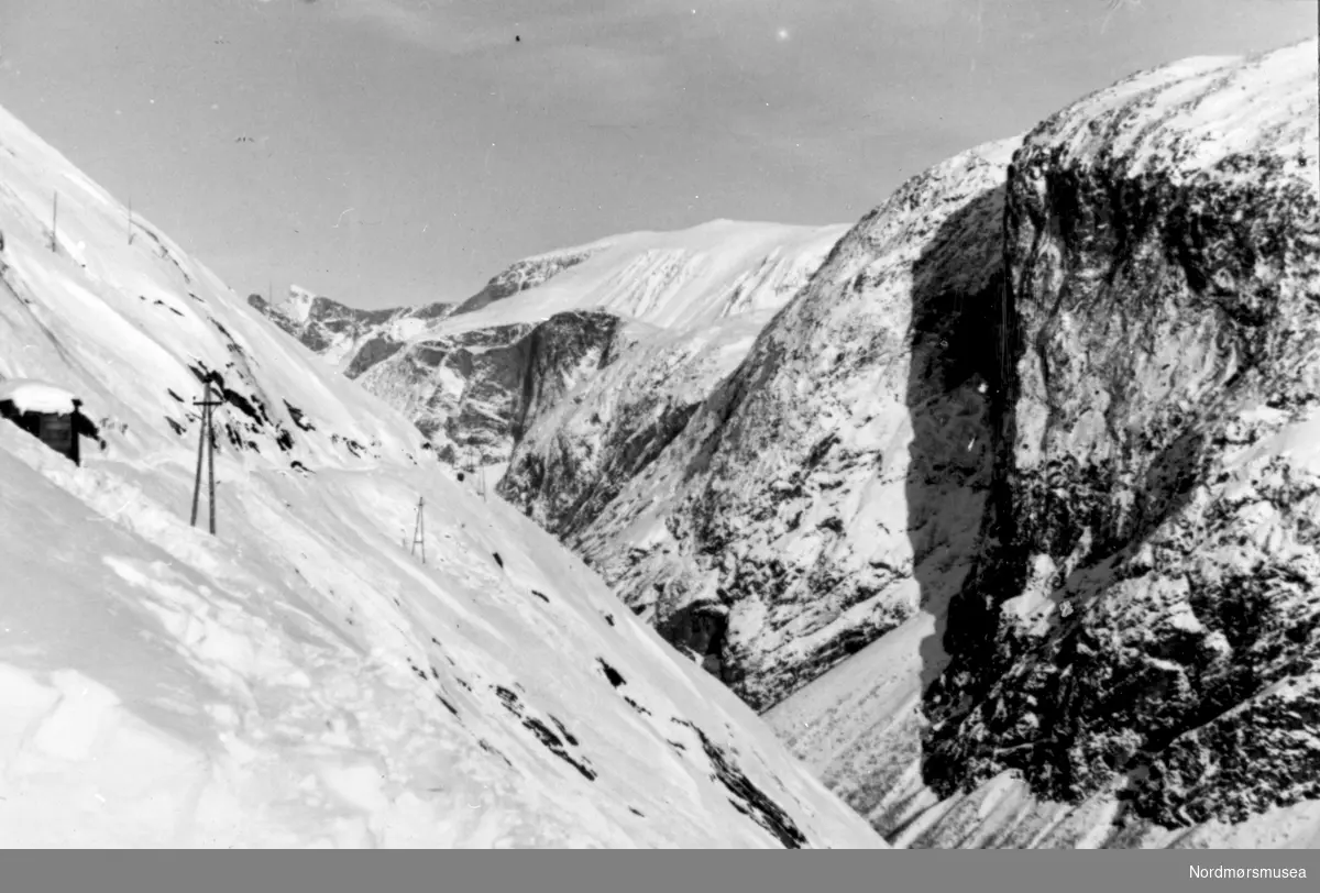 snø i fjellet aura  Fra Nordmøre Museum sin fotosamling.