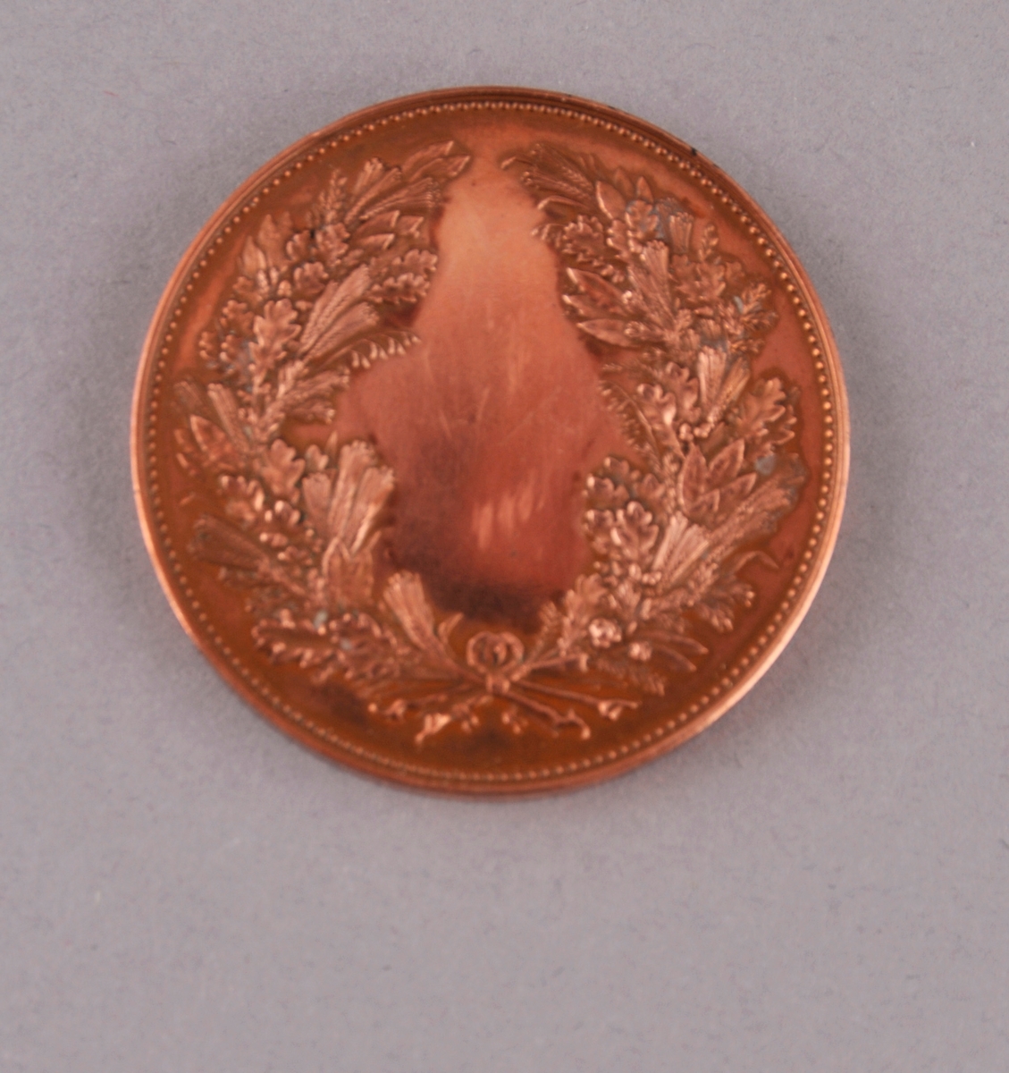 Diplom og medalje i etui.