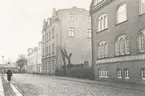 Strömgatan mellan Larmgatan och Kaggensgatan omkring 1920-25.