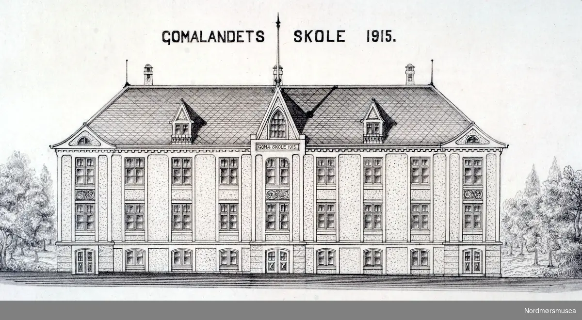 En tegning av Gomalandet skole med årstallet 1915. 
ALTØ:
 Skolen sto ferdig 1916 og ble 60% dyrere enn beregnet. 
I aprildagene 1940 tjente den gamle skolebygningen (kan sees på kmb-1979-108.0025) som gymnastikkbygning, inntil den brant i aprildagene samme år.


 Fra Nordmøre museums fotosamlinger.