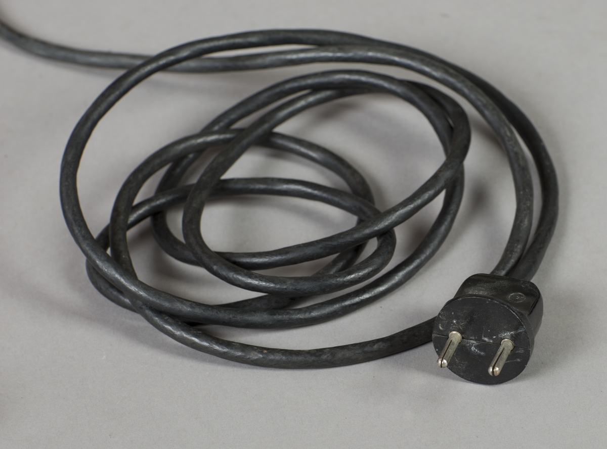 Elektronisk orgel i kasse. Høytaler og tangenter.