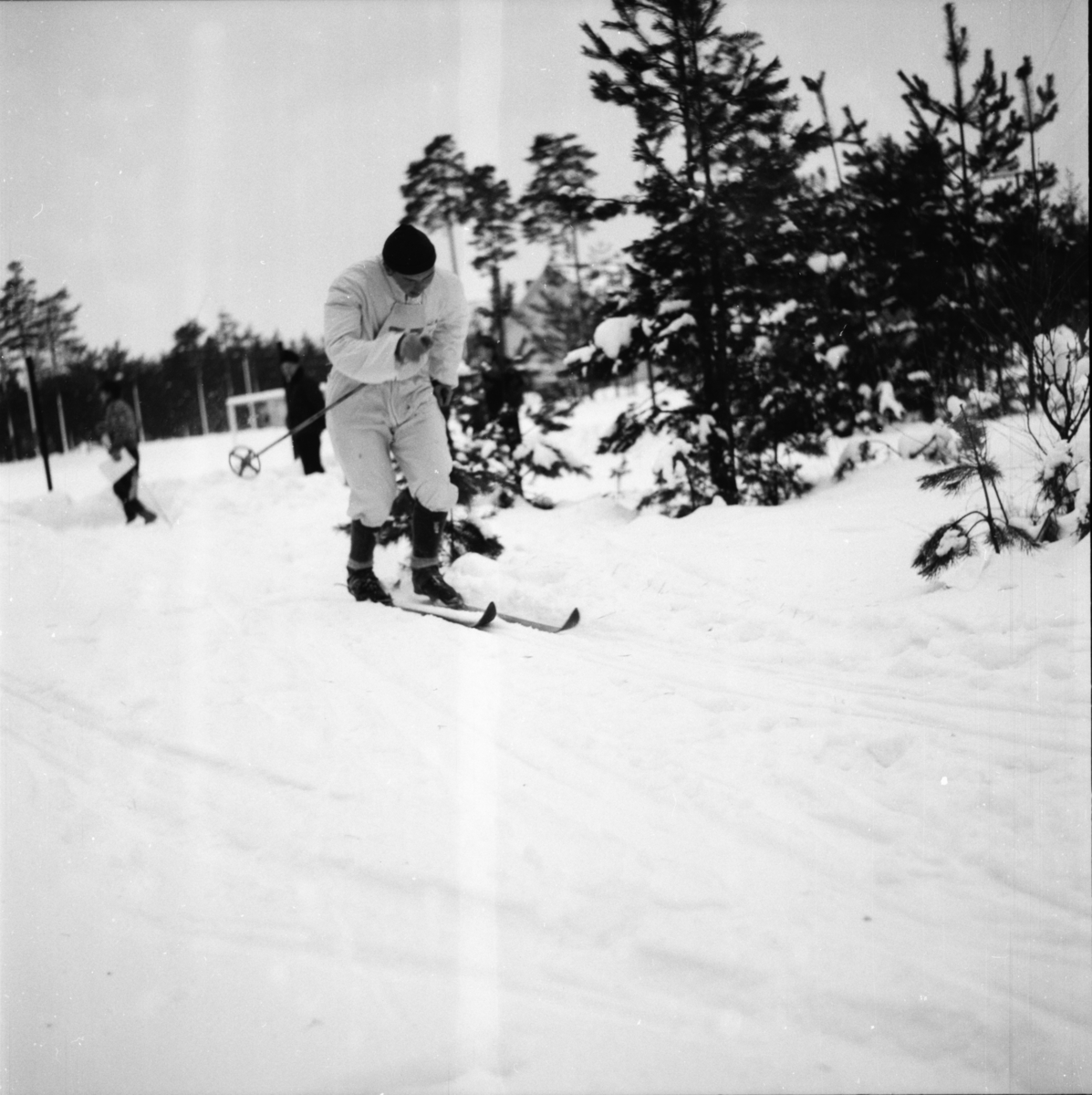 Vardens arkiv. "K.M. i Lunde. Langrenn"  23.01.1954