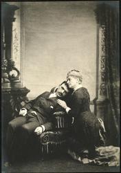 Hedvig Winterhjelm og August Lindberg i "Gjengangere".