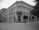 Geijers järnhandel i hörnet av Kungsgatan och Västra Torggatan år 1931.