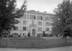 Flickskolan plåtad år 1933.