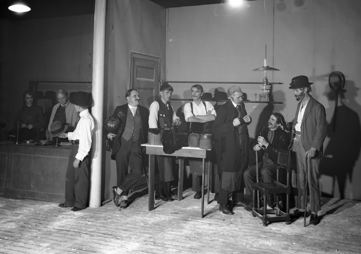 Teatertablå under hantverksutställningen 1934.