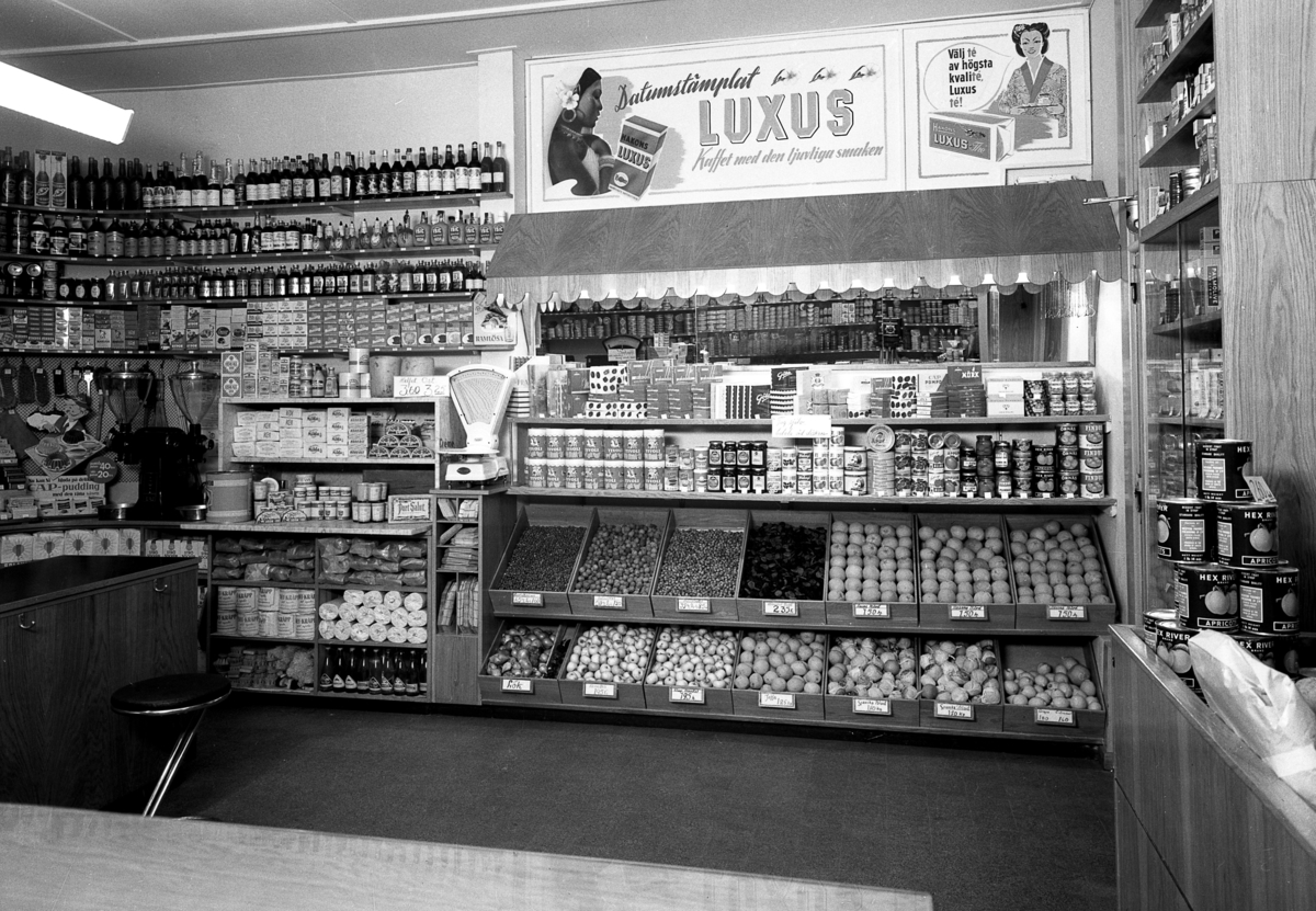 C F Bergs specerier på Östra Torggatan 7. Bilden tagen 1950.