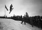 Backhoppning vid norra änden av Svinbäcksberget år 1939.