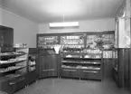 Foto taget hos Warnqvists konditori på Kyrkogatan 31 B i Arvika 24/11 1950.