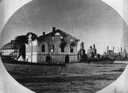 Karlstad efter branden 1865: Järnvågen längs kajen framför n