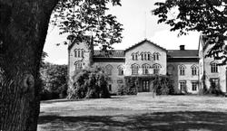 Bildsvit från Longs slotts historia tagen från förra sekelsk