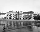 Stadshotellet, några år efter den omfattande ny- och ombyggnaden, på ett foto från 1909.