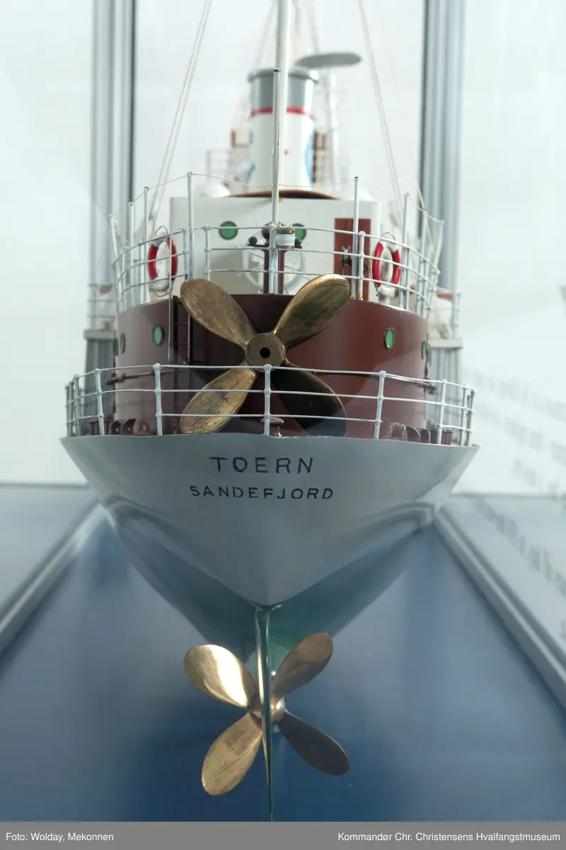 Modell av hvalbåten "Toern"