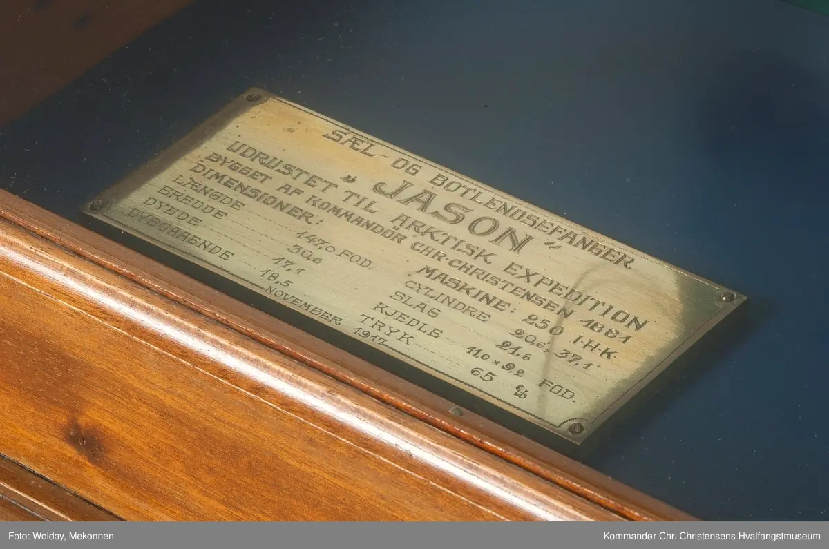 Modell av dampbarken JASON