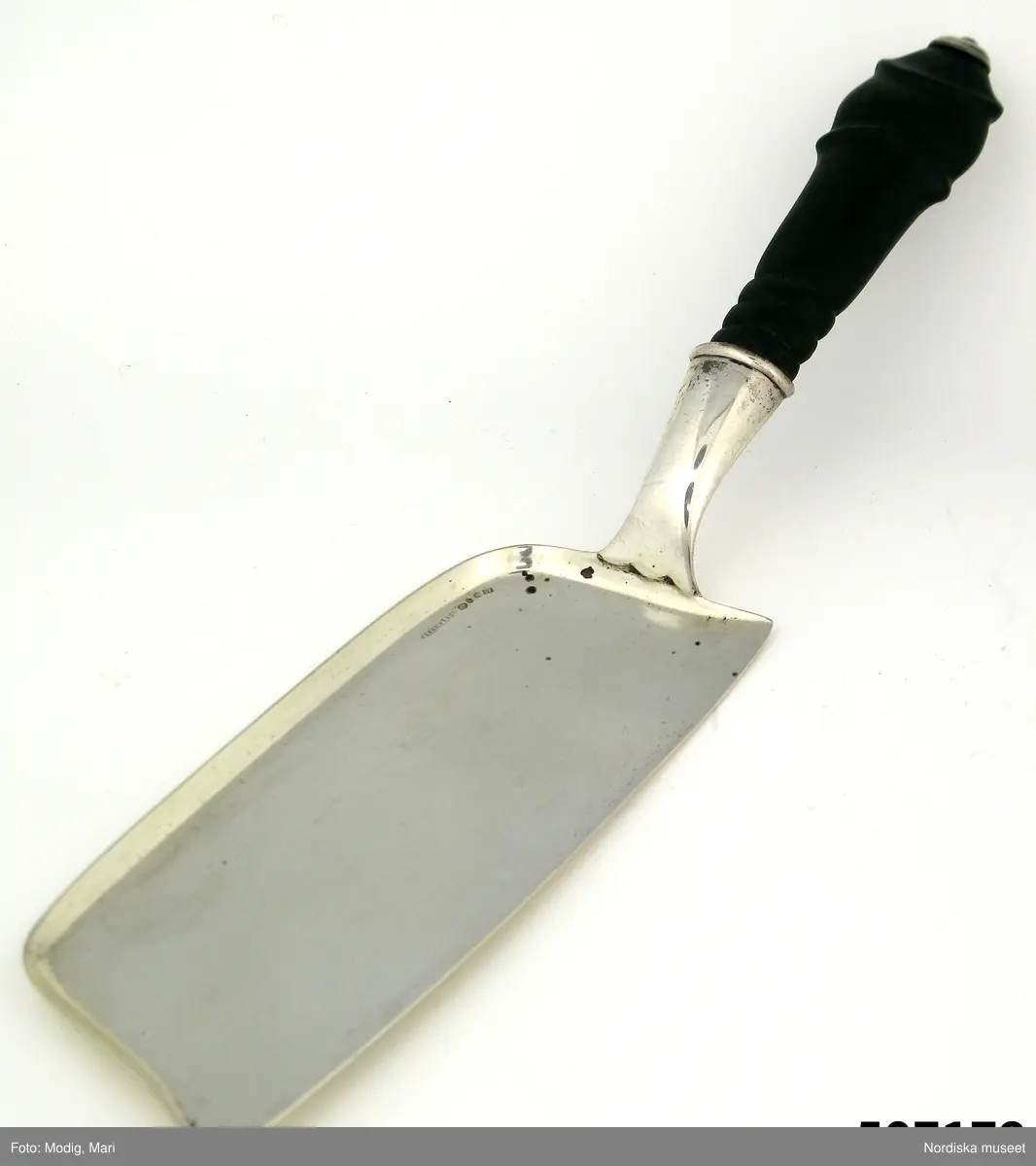 Bordsskyffel