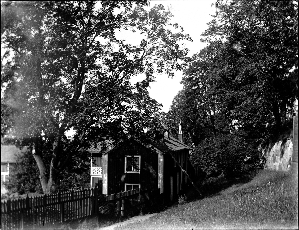 Ekens stallar, Ståhls gård nr 101.
Fotograf okänd.