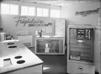 Gävleutställningen 1946. Maskinaktiebolaget Jonzén & Bäckman. Frigidaire General Motors.