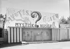 Gävleutställningen 1946. Nöjesfältet. Mystiska huset