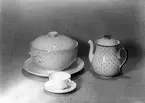 Keramikföremål. Mars 1947.