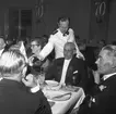 Ahlgrens Tekniska Fabrik AB, 70 årsjubileum.  Middag och medaljutdelning på Central Hotellet. 8 juni 1956.