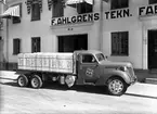 Lastad lastbil. Augusti 1945. Ahlgrens Tekniska Fabrik AB.