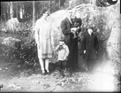 Ester (född Granath) och Erik Röjd, Holmsveden, med barn.