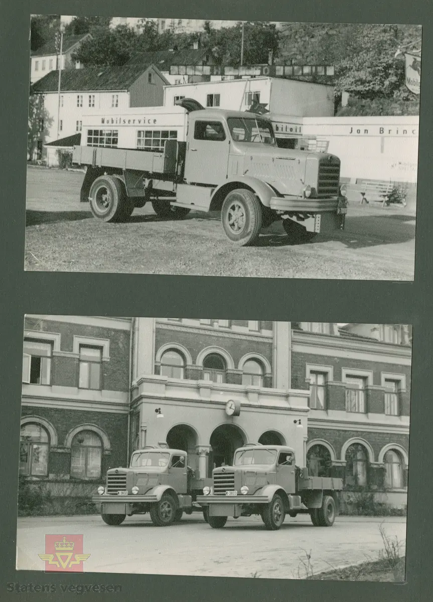 FWD lastebiler med lasteplan med kjennemerke K-3832 og K-3833 i Kristiansand. "Ingeniørvesenet i Kristiansand kommune brukte mye av budsjettet for 1954 til å kjøpe inn to FWD 220 med bensinmotor til en pris av 80 000 kroner pr stykk. For 160 000 kroner kunne etaten ha kjøpt seks vanlige lastebiler. Disse FWDène var eneggede tvillinger. De hadde chassisnummer etter hverandre og var bygget opp helt identisk med tipp, kran og brøytefeste. Nyttelasten var 4 tonn. K-3833 ble utrangert i 1966, mens K-3832 fikk innvilget dieselmotor og var i drift til i 1969. Dette var siste versjon av fabrikkens eget førerhus, med hjørnevinduer i bakkant." Sitat fra  Asbjørn Rolseth` lastebilleksikon: "Norsk lastebilleksikon-bind II-Lastebiler i Norge 1940-1990." 

13.10.2017: "Dette er tatt foran jernbanestasjonen i Kristiansand". Opplysninger til bildet fra Ivar E. Stav.