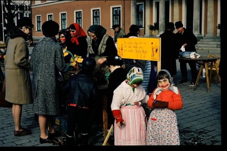 Påsk på Stortorget i Växjö, mars 1970.