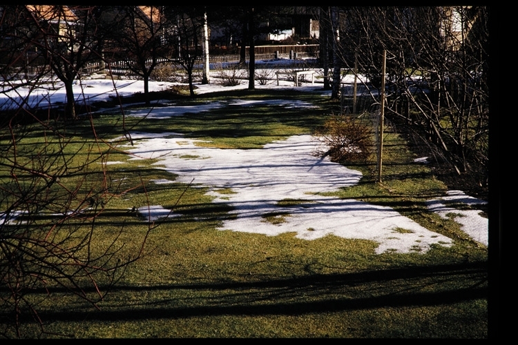 Villaområde i Växjö om våren, 1971.