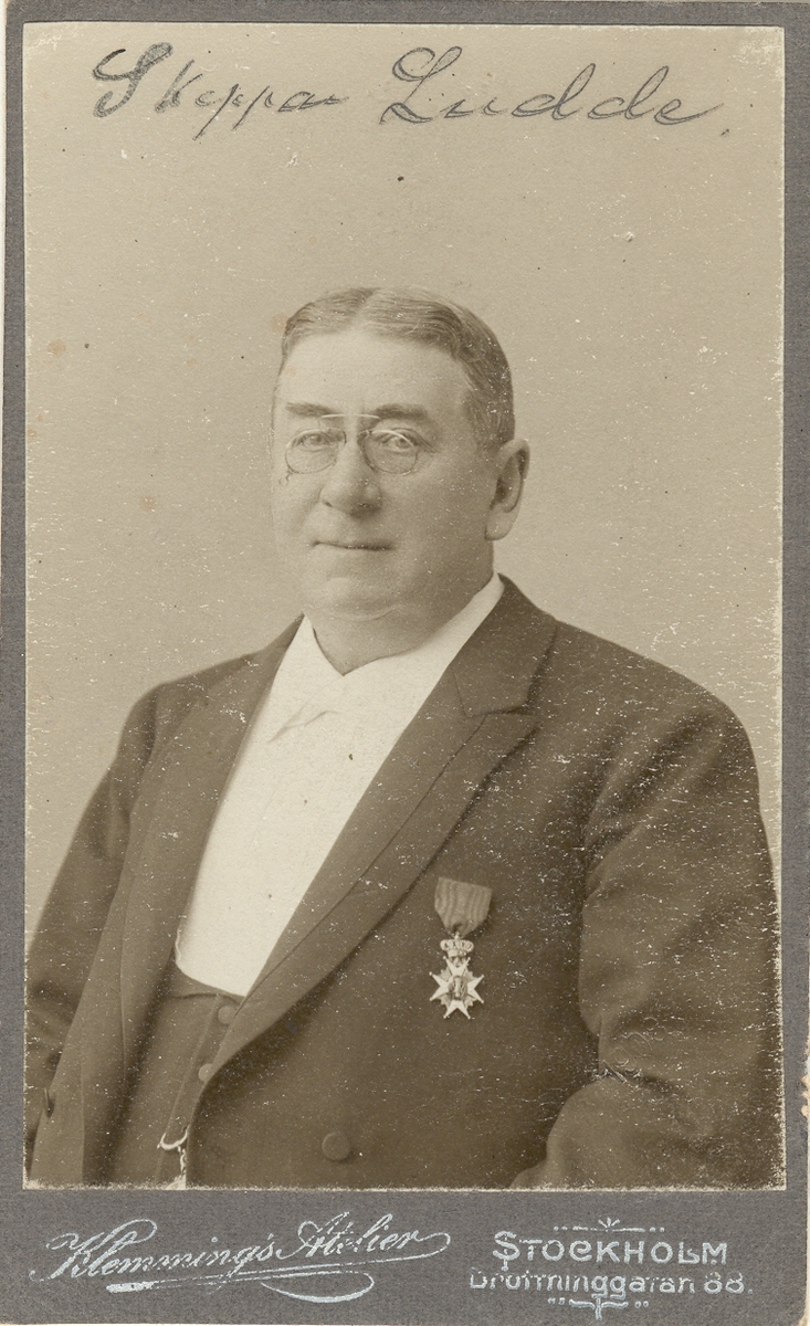 Foto föreställer skepparen Ludvig Juhlin, (1843-06-28 - 1922-04-05).