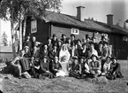 Svensexa och möhippa, bygdegården, Hamrånge. Foto 1940-talet.