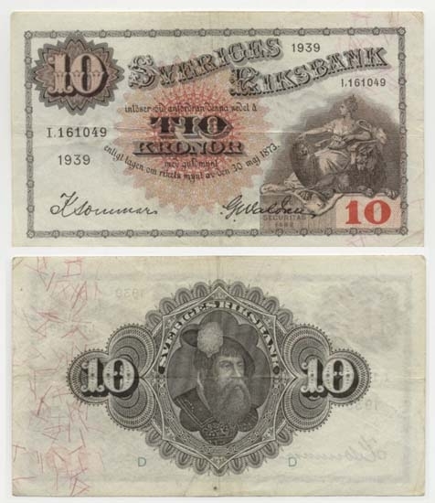 10 kronor 1939.
Littbokstav/nr: I,161049.
Sedeltyp: Sittande Svea.
Konstnär: Jakob Bagge.
Litteratur: Sveriges sedlar sid 92 nr 175.
Funktion: Betalningsmedel