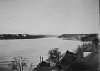 Essingesundet från Marieberg. Stockholm

Gustav Arvid Asplund, verkmästare på Gefle Porslinsfabrik på
1910-talet. Förmodligen var han även anställd på föregångaren
Gefle Kakelfabrik.
Bilderna har han själv identifierat, bildtexterna är också hans egna.