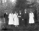 Emil Olssons bror Per Erik och Signe. Kalle och Selma till vänster. Alfred Andersson brudens bror och Selma brudens syster